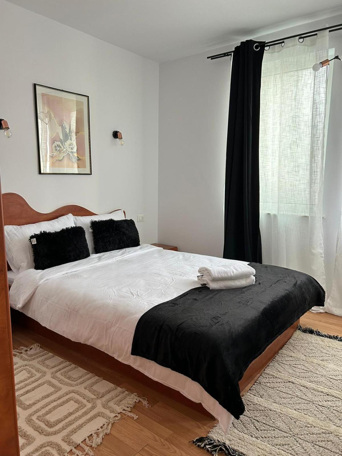 Ambra Room'S Brasov Ngoại thất bức ảnh