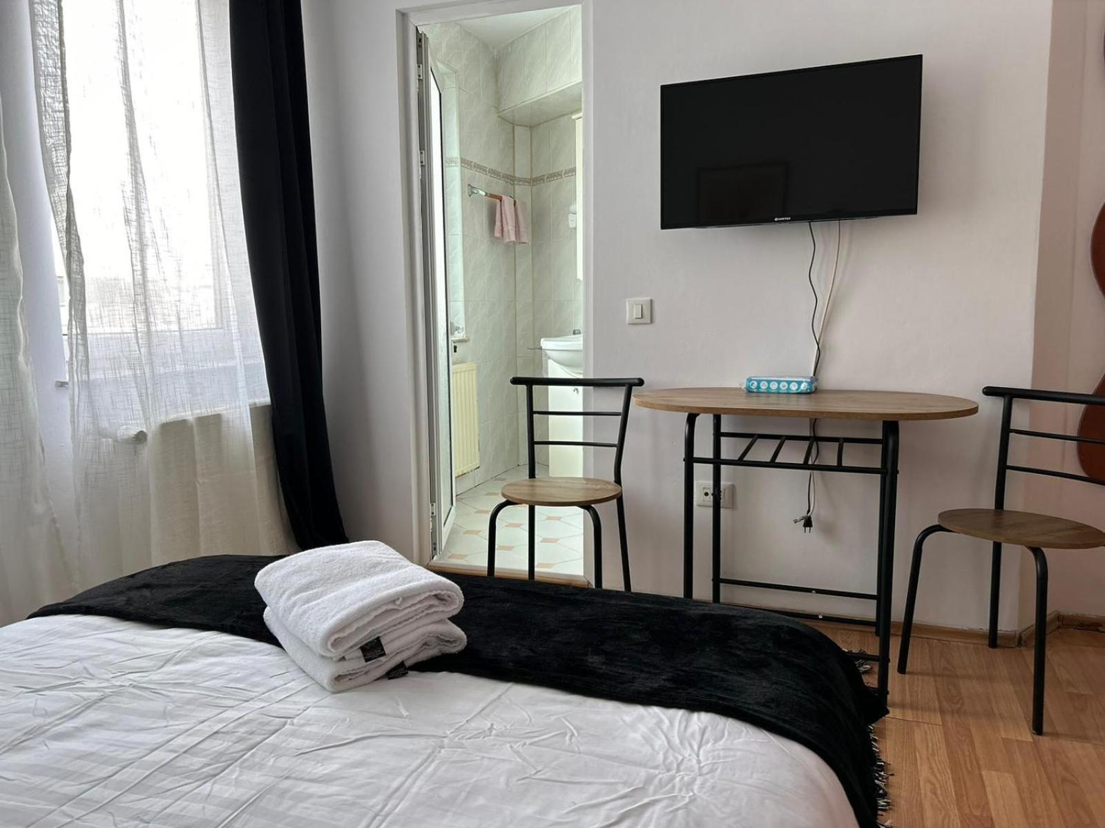 Ambra Room'S Brasov Ngoại thất bức ảnh