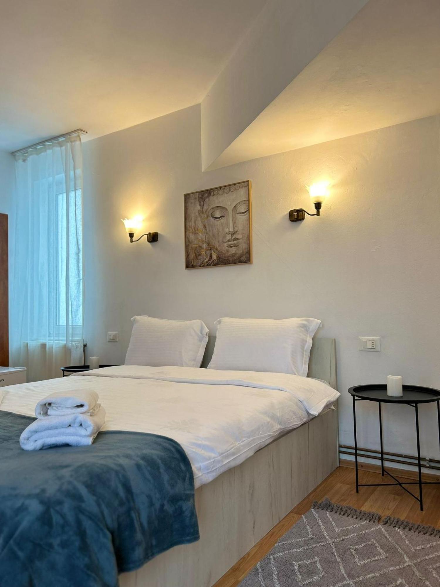 Ambra Room'S Brasov Ngoại thất bức ảnh