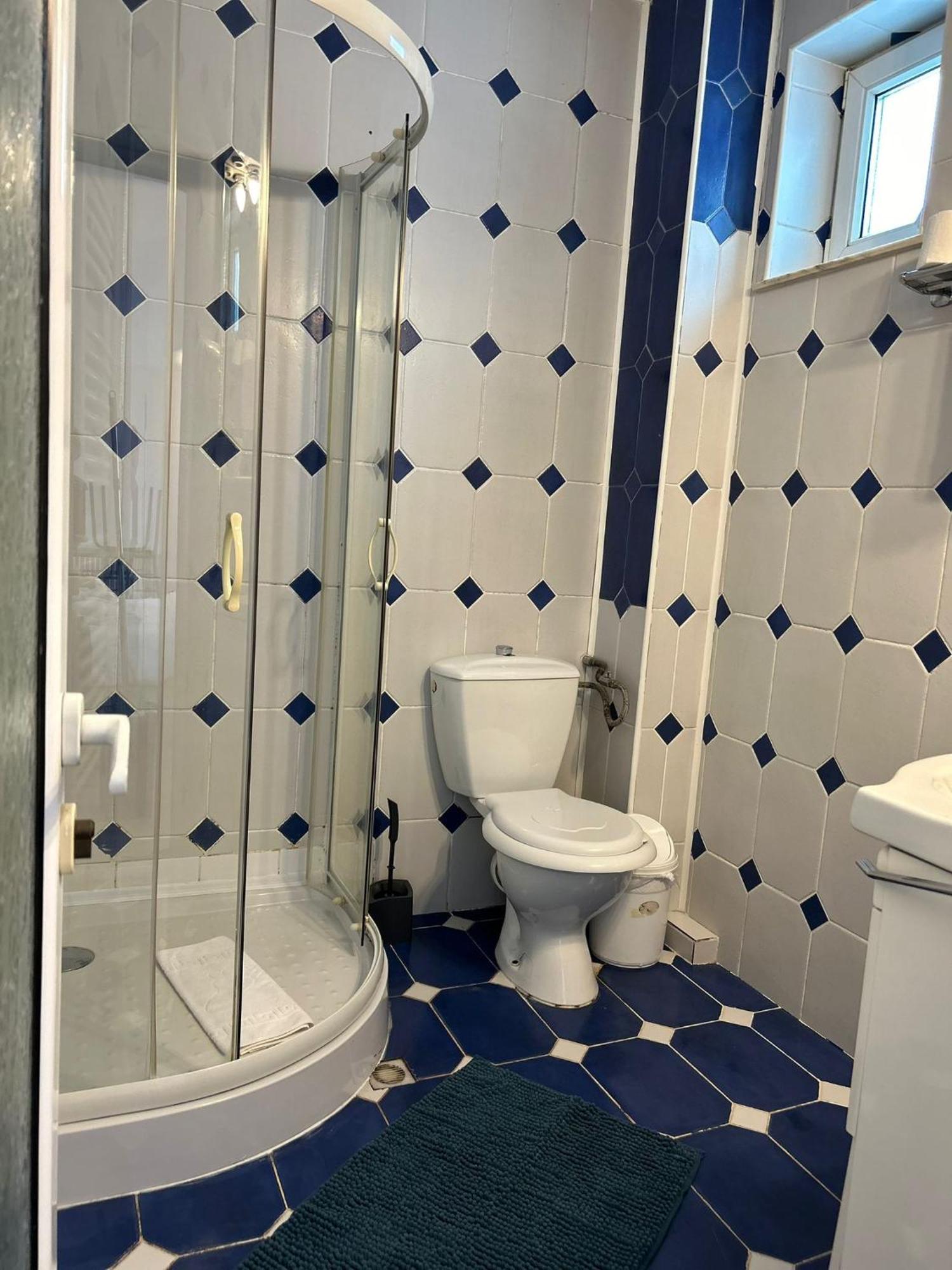 Ambra Room'S Brasov Ngoại thất bức ảnh