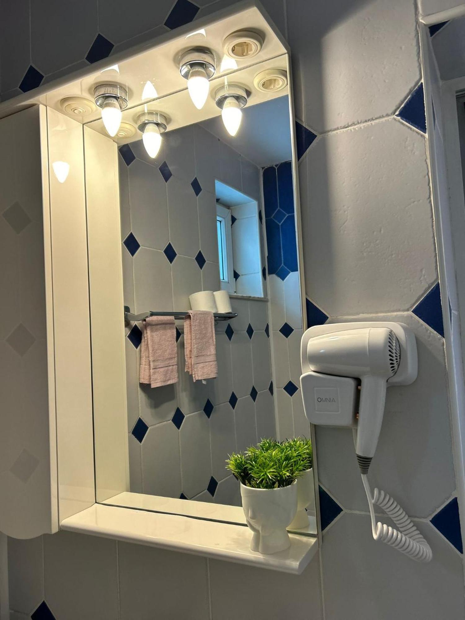 Ambra Room'S Brasov Ngoại thất bức ảnh