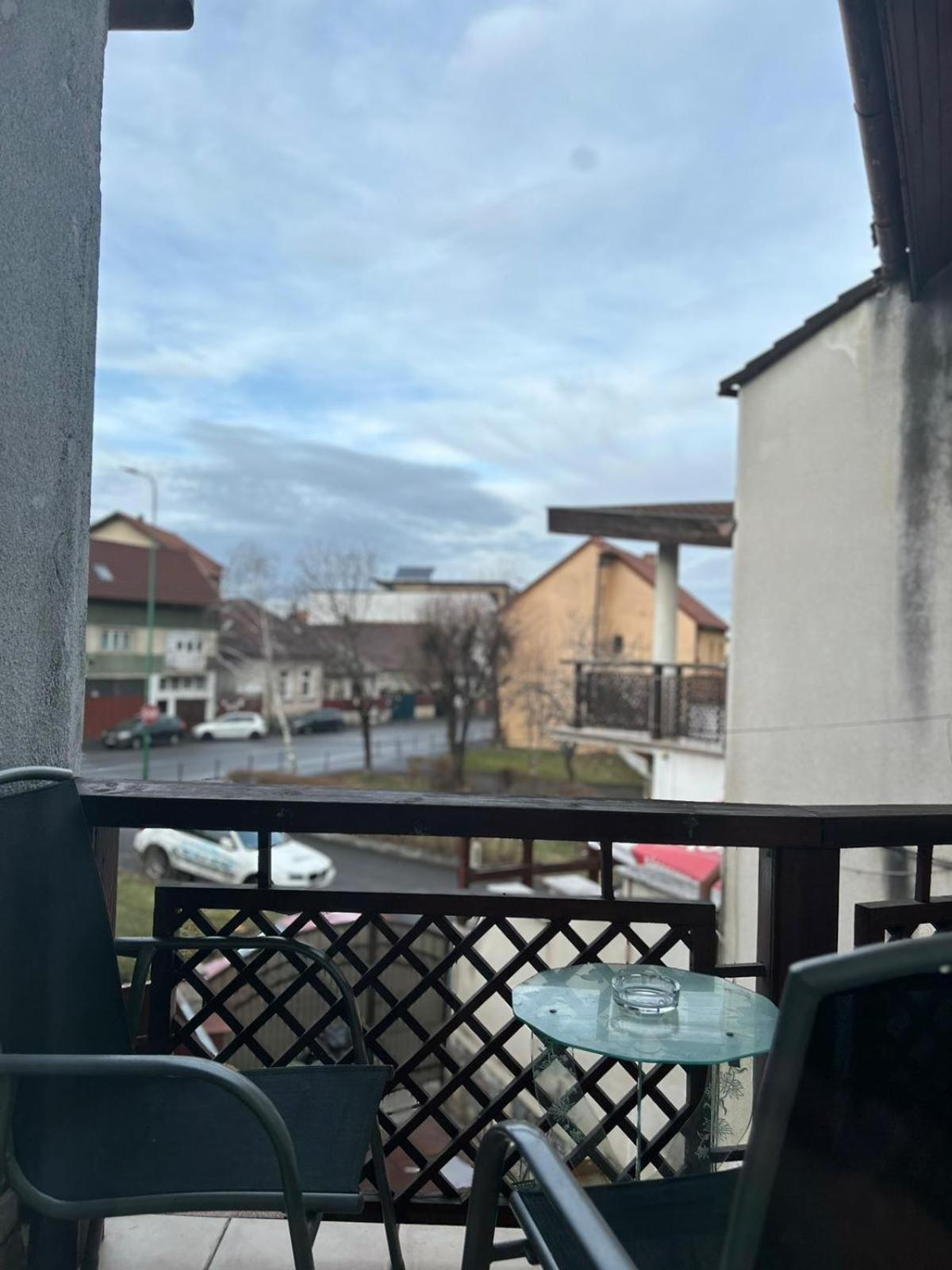 Ambra Room'S Brasov Ngoại thất bức ảnh
