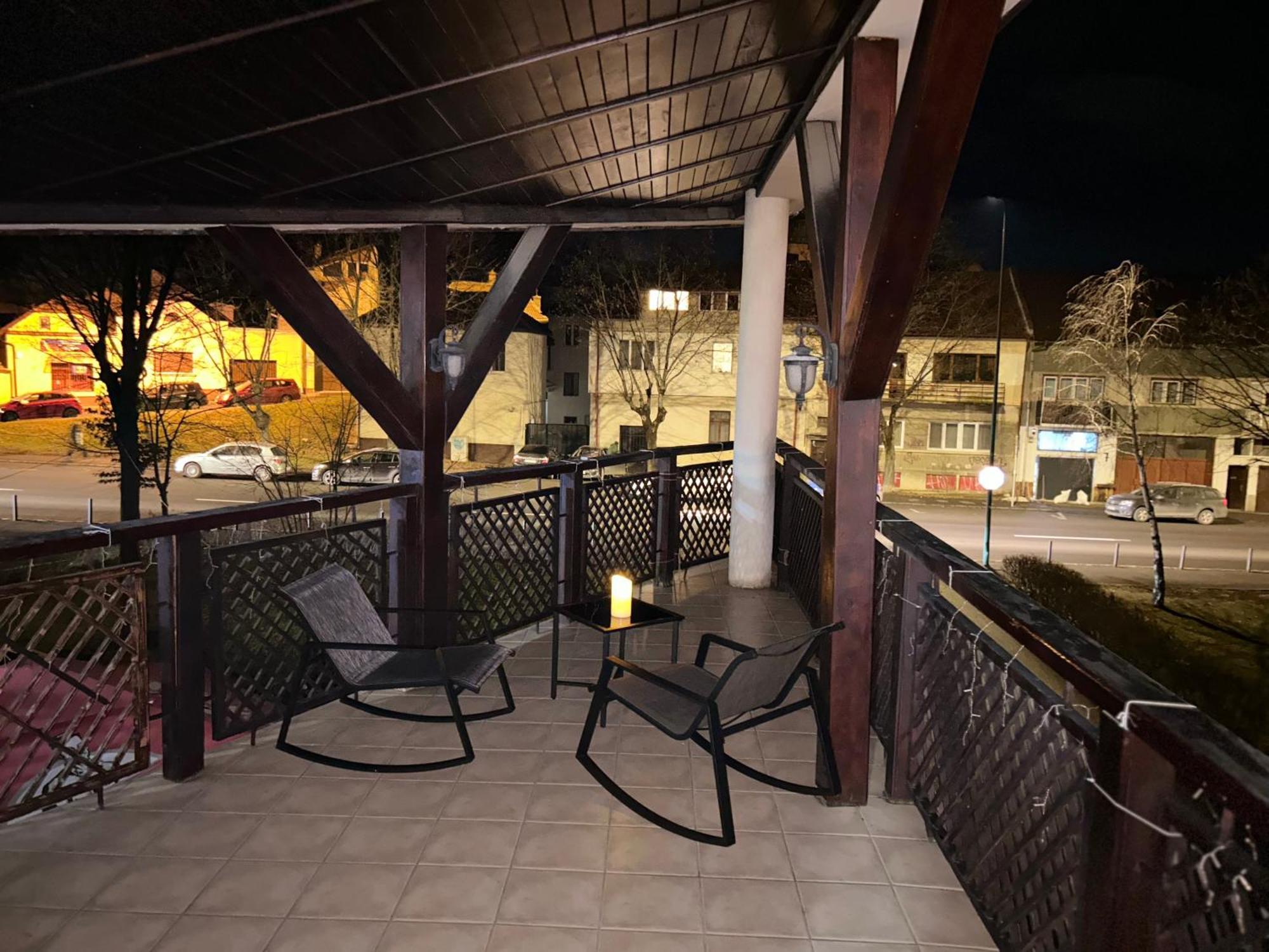 Ambra Room'S Brasov Ngoại thất bức ảnh